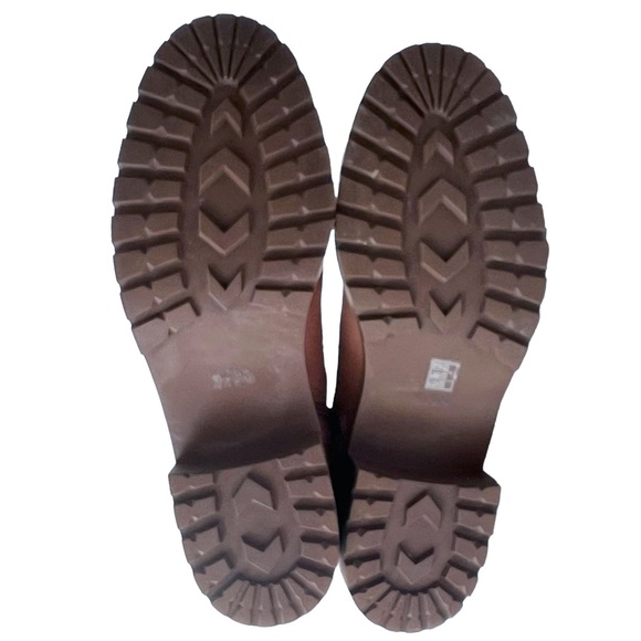 Coach Bernadette Turnlock Ankle Boot | 9.5 - Picture 9 of 12